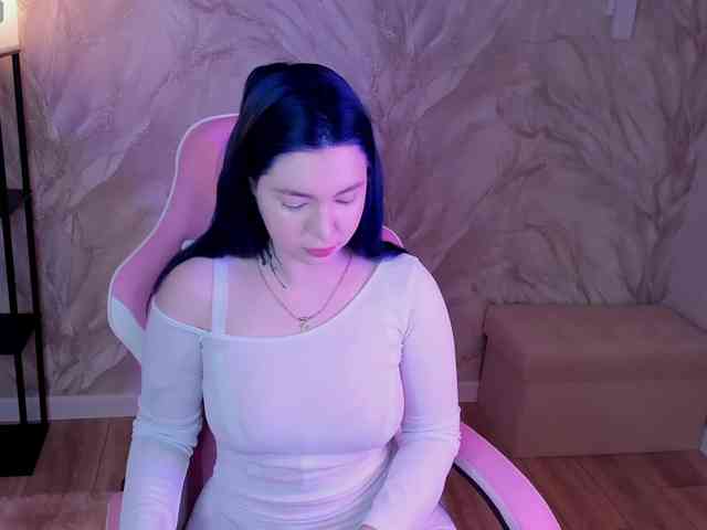 honeycherrry webcam