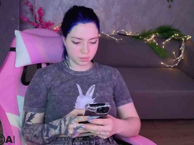 honeycherrry webcam