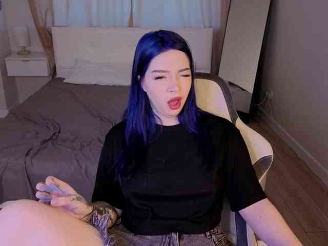 honeycherrry webcam