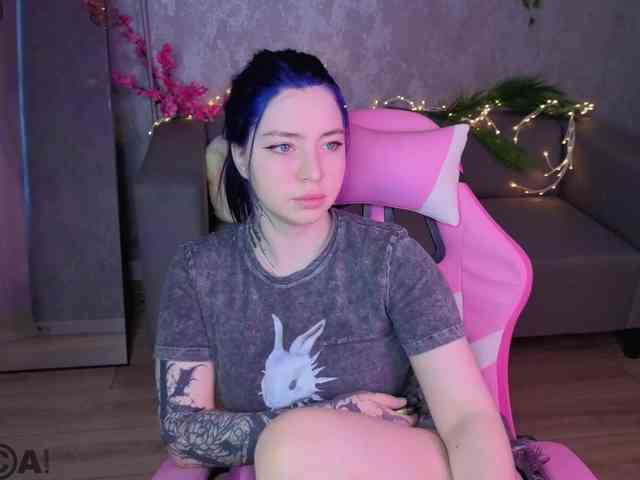 honeycherrry webcam