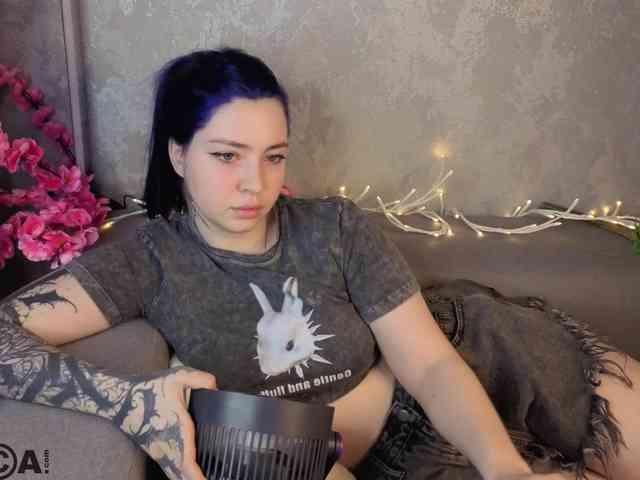 honeycherrry webcam