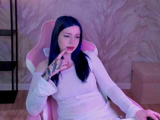 honeycherrry webcam