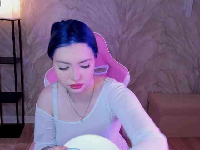 honeycherrry webcam