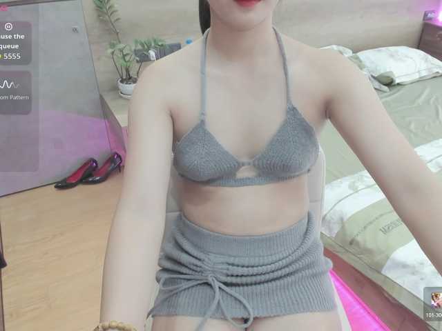 min-fortunately live cam on BongaCams