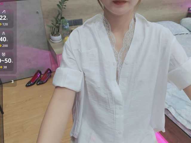 min-fortunately live cam on BongaCams