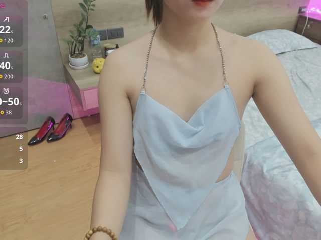 min-fortunately live cam on BongaCams