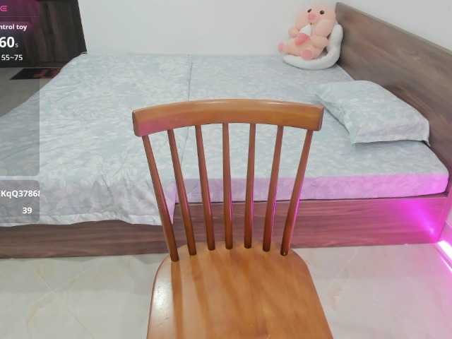 min-fortunately live cam on BongaCams