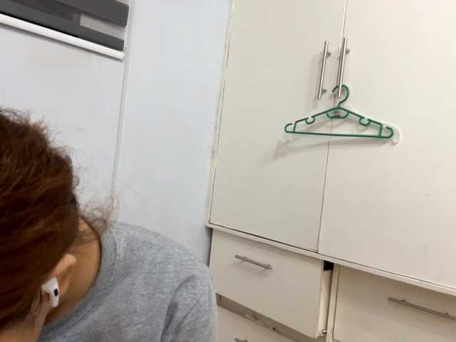 HalleyTabone live cam on BongaCams