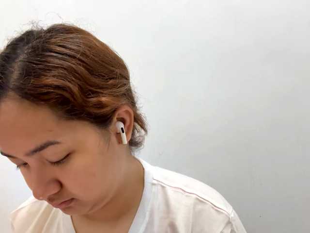 HalleyTabone live cam on BongaCams