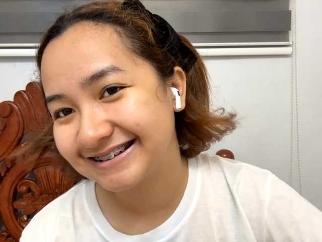 HalleyTabone live cam on BongaCams