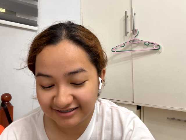 HalleyTabone live cam on BongaCams