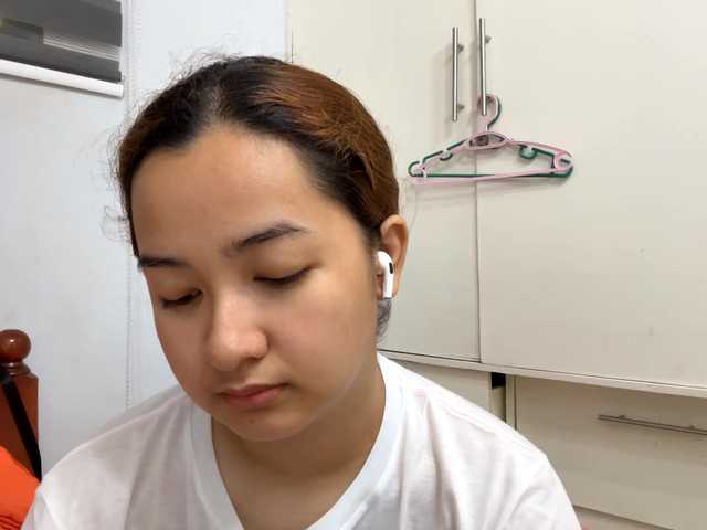 HalleyTabone live cam on BongaCams