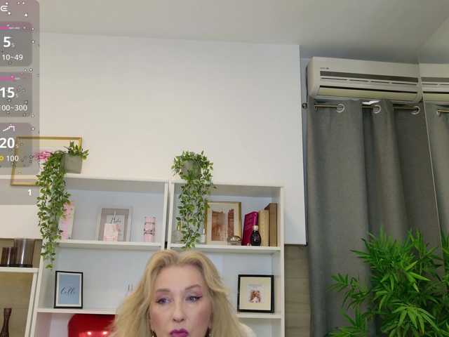 LadyLeea live webcam show