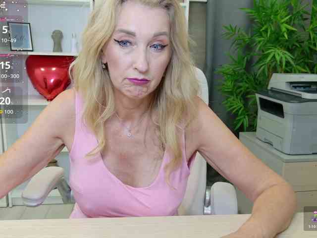 LadyLeea webcam