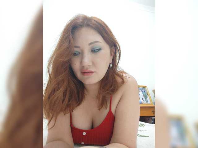 Afeliya09 live cam on BongaCams