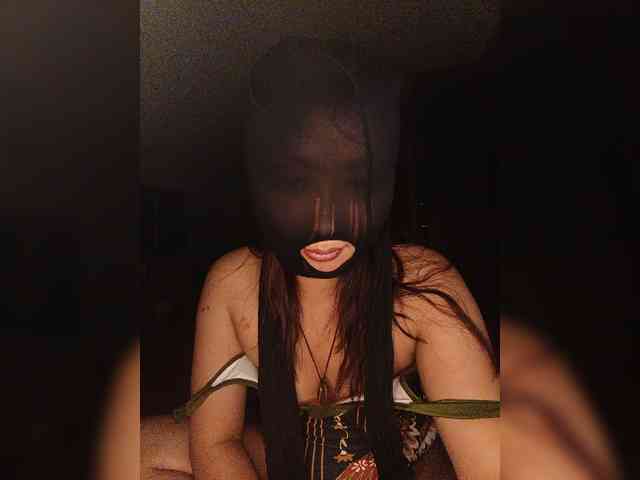 DarkLilith webcam