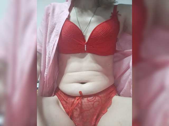 ELENA4112 live cam on BongaCams