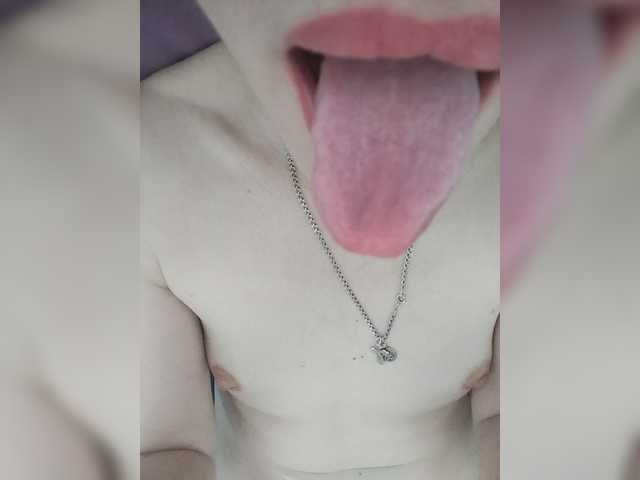 ELENA4112 live cam on BongaCams