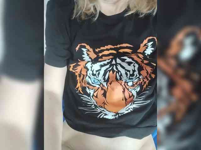 Lena4112 webcam