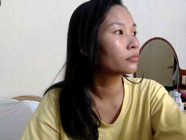 whisperinrain webcam