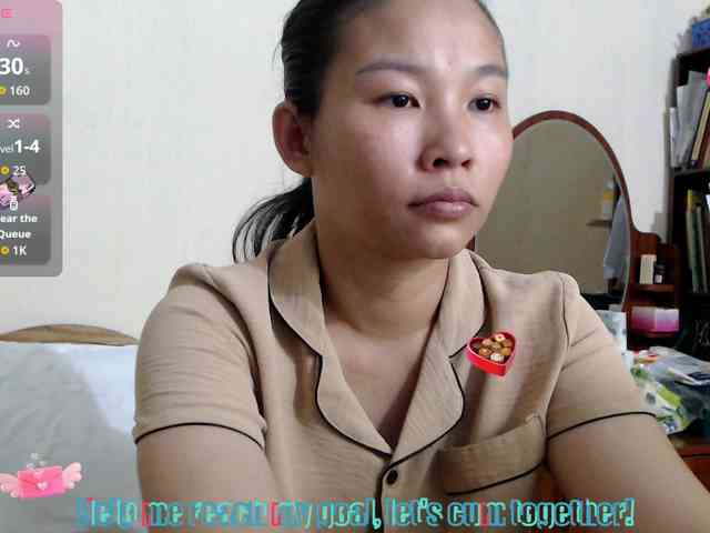 whisperinrain's webcam live show