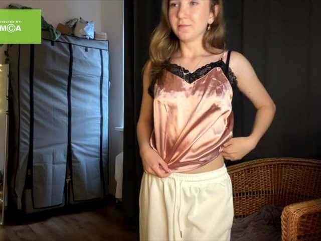lisasmall live cam on BongaCams