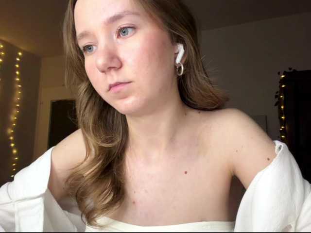 lisasmall live cam on BongaCams