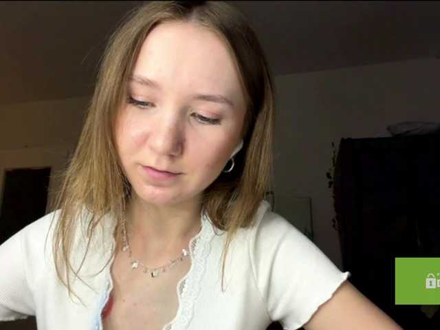 lisasmall live cam on BongaCams