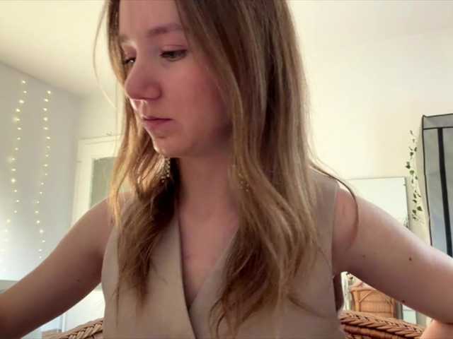 lisasmall live cam on BongaCams
