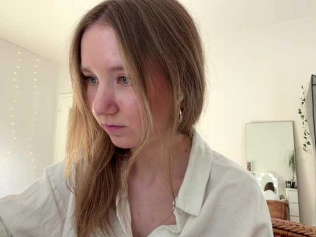 lisasmall live cam on BongaCams