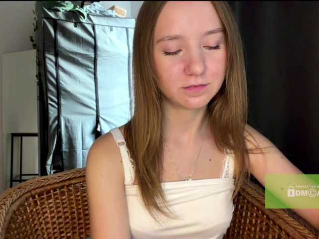 lisasmall live cam on BongaCams
