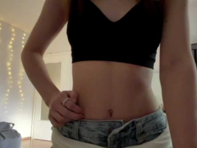 lisasmall live cam on BongaCams