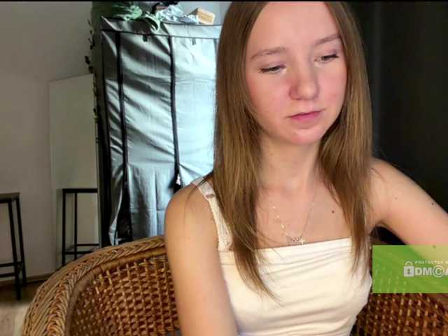 lisasmall live cam on BongaCams