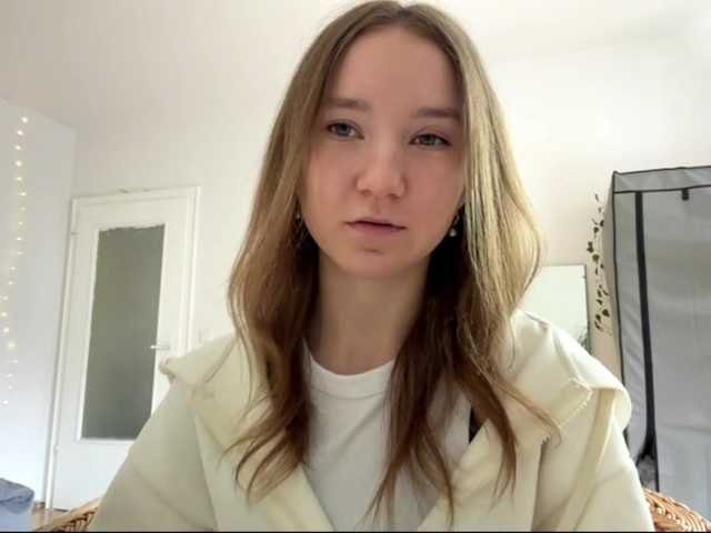 lisasmall live cam on BongaCams