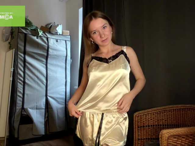 lisasmall live cam on BongaCams