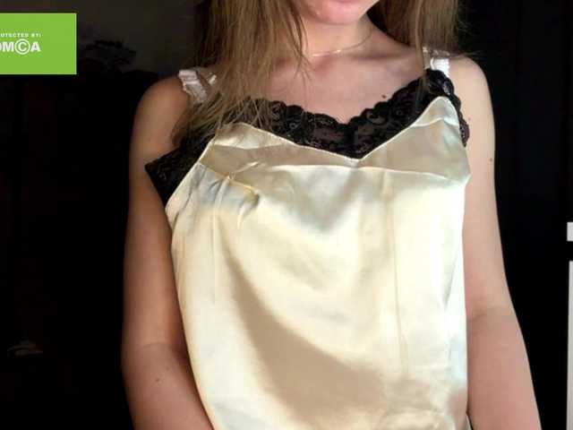 lisasmall live cam on BongaCams