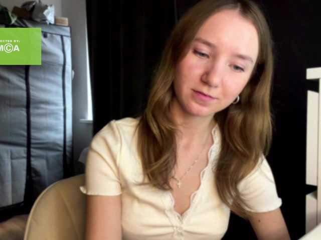 lisasmall live cam on BongaCams