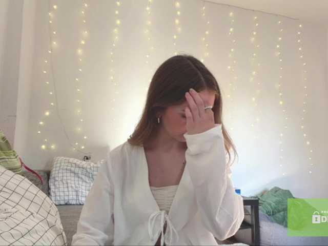lisasmall live cam on BongaCams