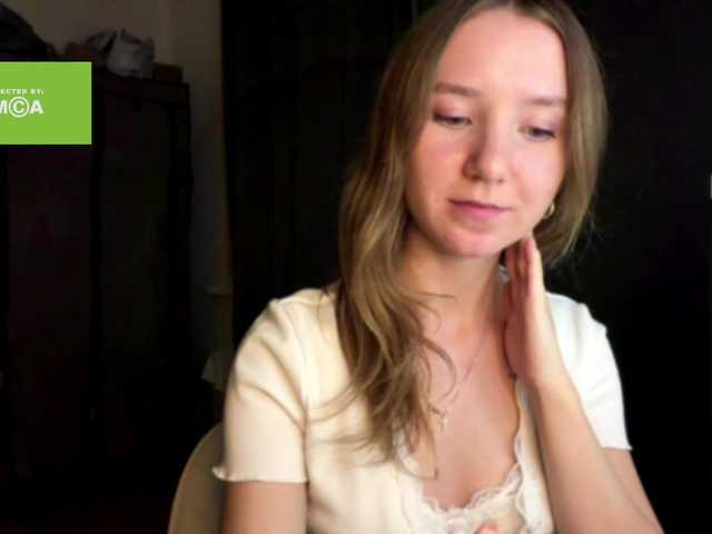 lisasmall live cam on BongaCams