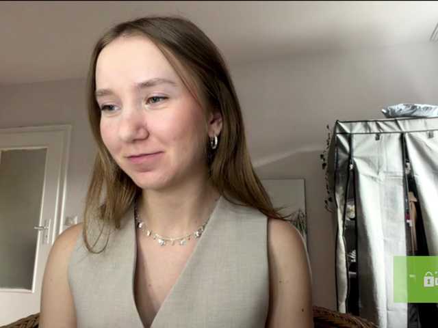 lisasmall live cam on BongaCams