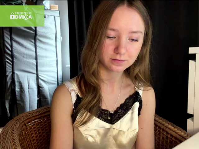 lisasmall live cam on BongaCams