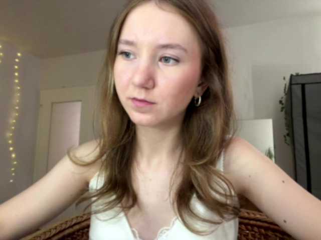 lisasmall live cam on BongaCams