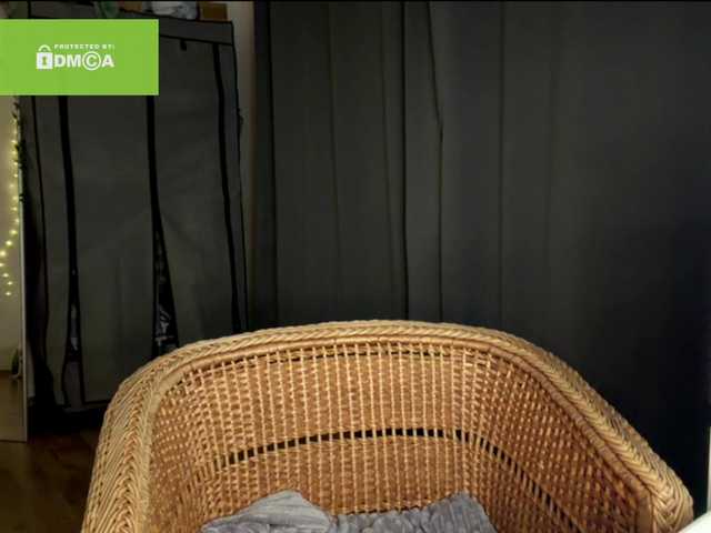 lisasmall live cam