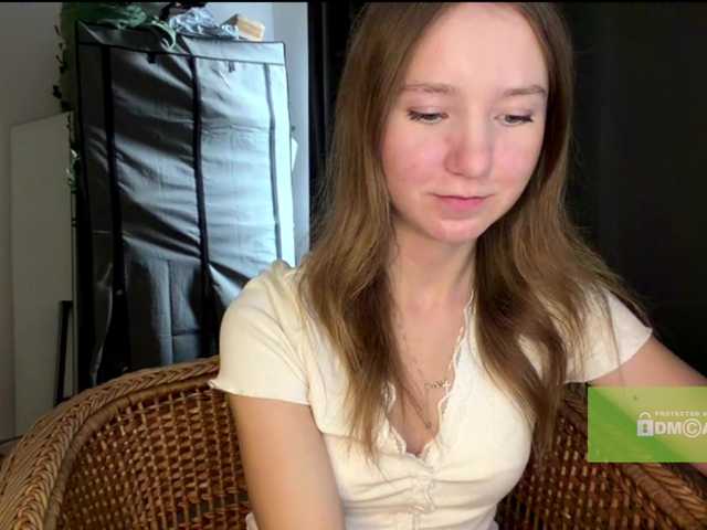lisasmall live cam on BongaCams