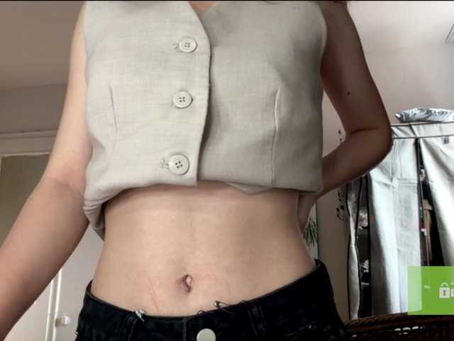 lisasmall live cam on BongaCams