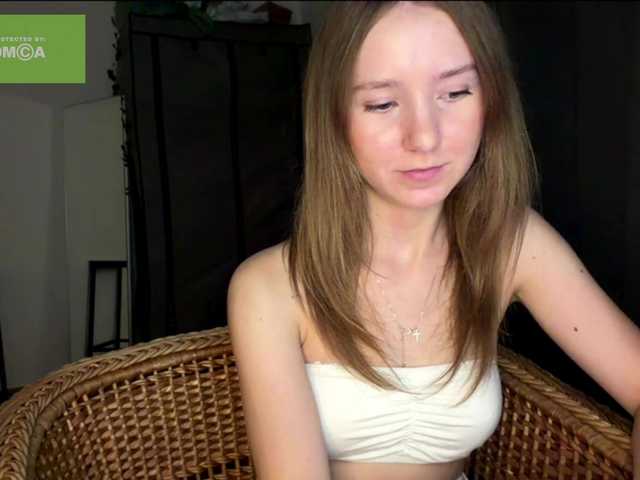 lisasmall live cam on BongaCams
