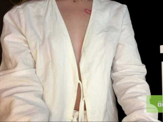 lisasmall live cam on BongaCams