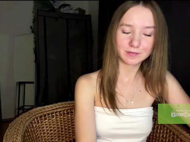 lisasmall live cam on BongaCams