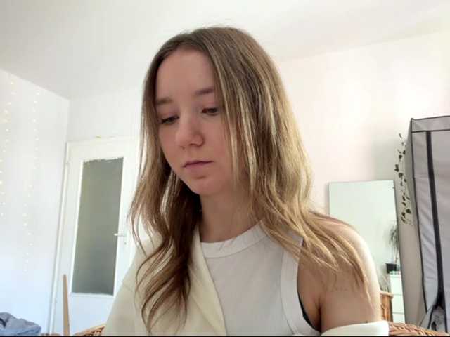 lisasmall live cam on BongaCams