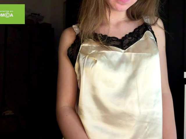 lisasmall live cam on BongaCams